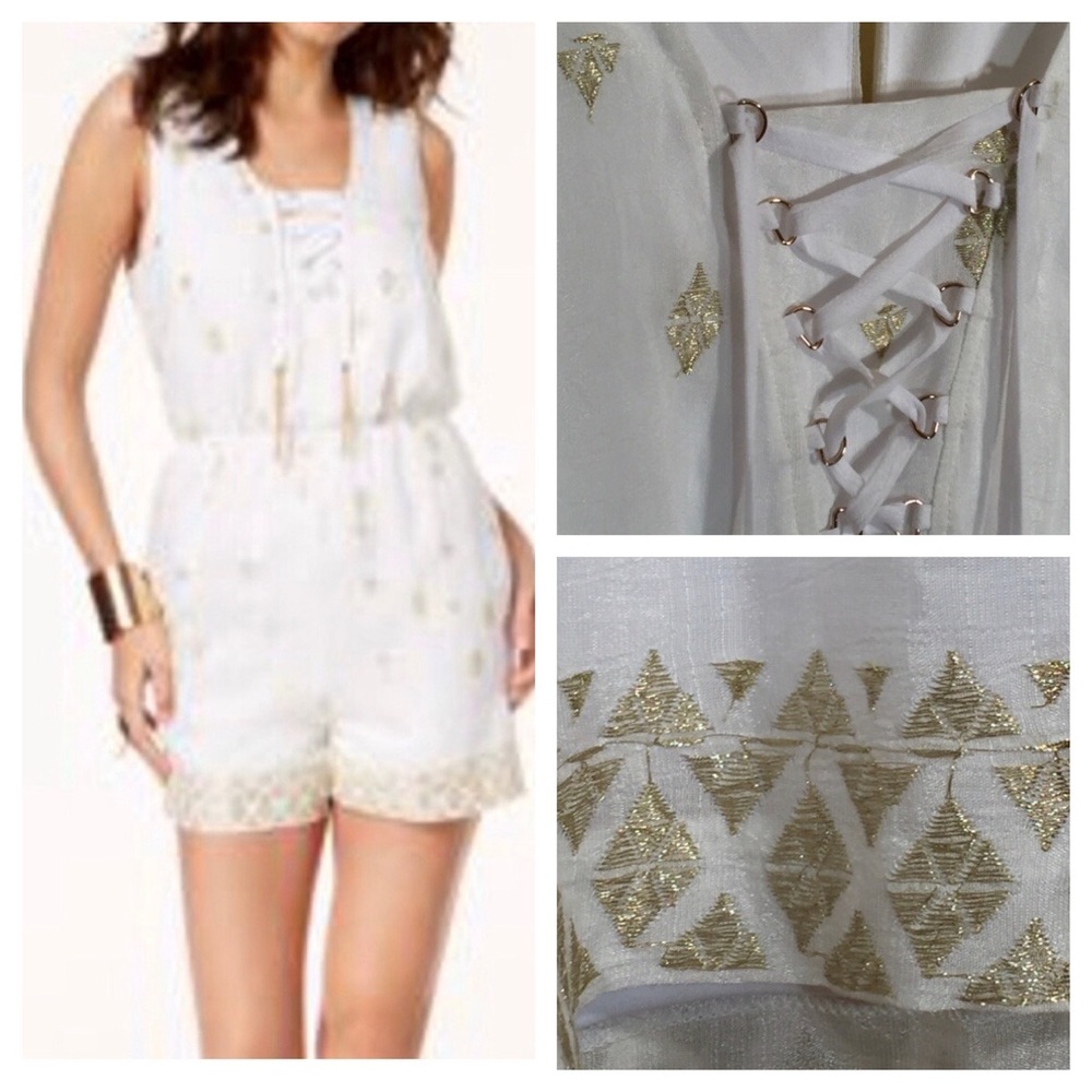 50% OFF NWOT Thalia Sodi White/Gold Romper L